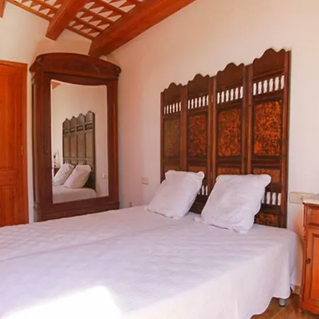 Cal Maduxaire Casa Aislada-hipica Holiday home